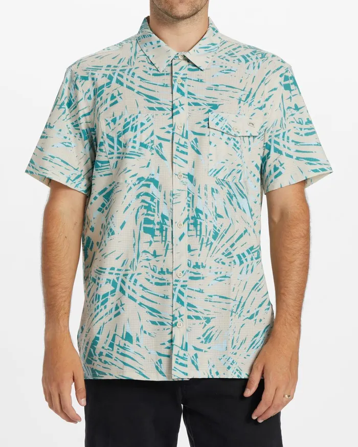 Billabong Shirts Men ADiv Surftrek Perf Short Sleeve Shirt Dusty Jade