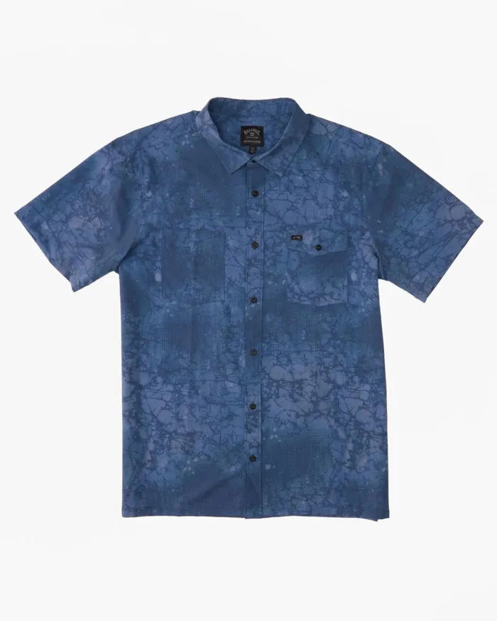 Billabong Shirts Men ADiv Surftrek Perf Short Sleeve Shirt Navy Billabong Shirts Men ADiv Surftrek Perf Short Sleeve Shirt Navy