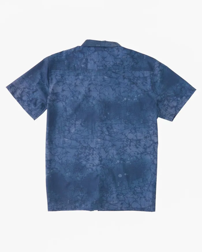 Billabong Shirts Men ADiv Surftrek Perf Short Sleeve Shirt Navy Billabong Shirts Men ADiv Surftrek Perf Short Sleeve Shirt Navy