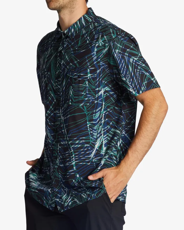 Billabong Shirts Men ADiv Surftrek Perf Short Sleeve Shirt Space Blue Billabong Shirts Men ADiv Surftrek Perf Short Sleeve Shirt Space Blue