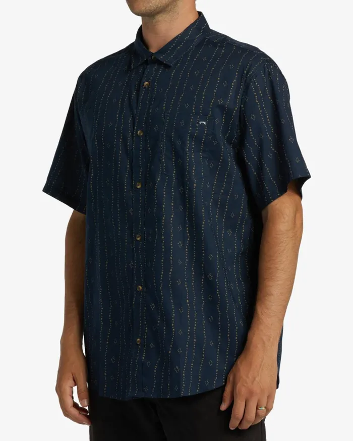 Billabong Shirts Men Sundays Mini Short Sleeve Shirt Navy Billabong Shirts Men Sundays Mini Short Sleeve Shirt Navy
