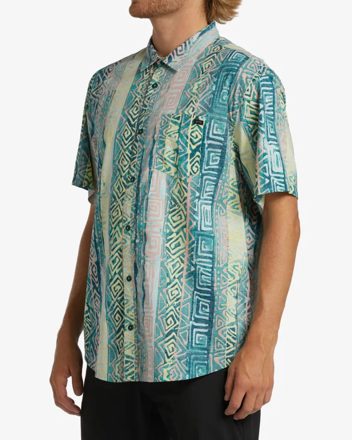 Billabong Shirts Men Sundays Short Sleeve Shirt Aqua Billabong Shirts Men Sundays Short Sleeve Shirt Aqua