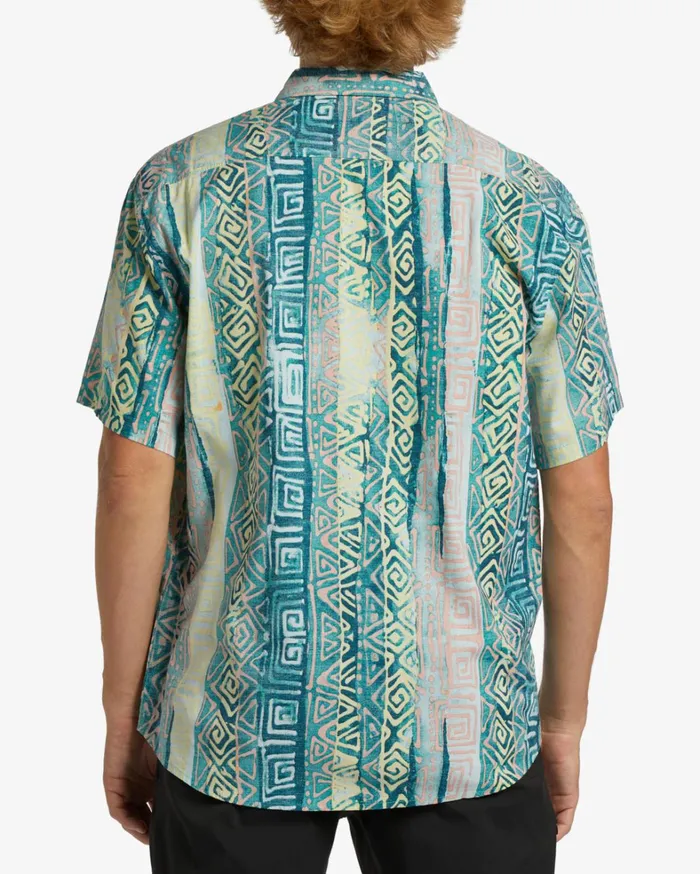 Billabong Shirts Men Sundays Short Sleeve Shirt Aqua Billabong Shirts Men Sundays Short Sleeve Shirt Aqua