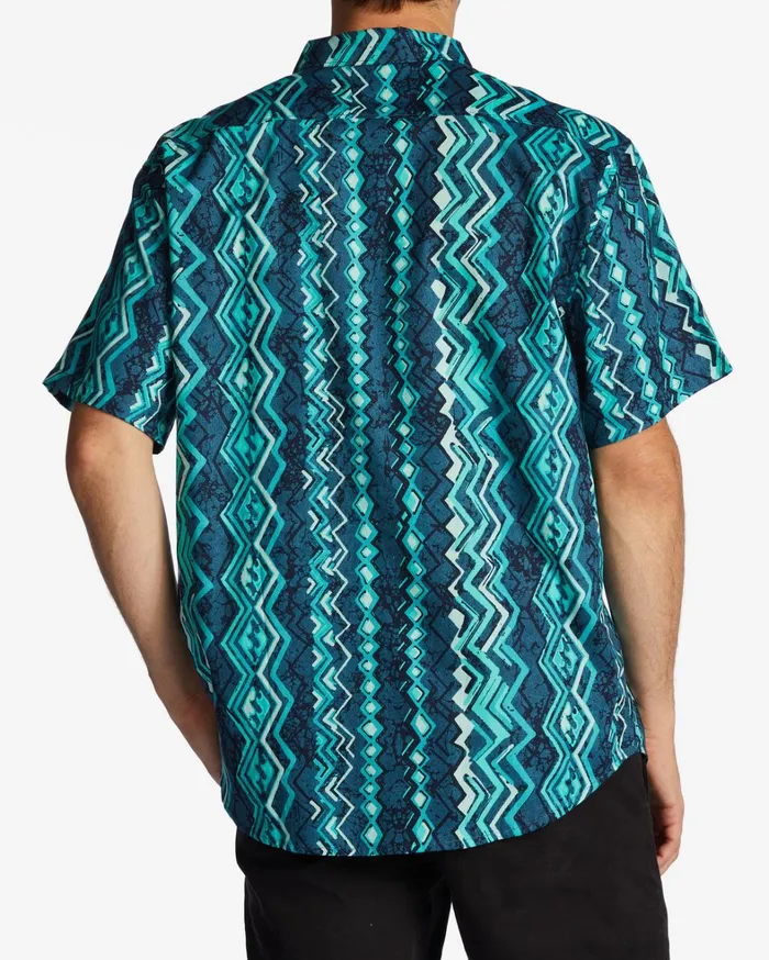 Billabong Shirts Men Sundays Short Sleeve Shirt Dark Mint Billabong Shirts Men Sundays Short Sleeve Shirt Dark Mint