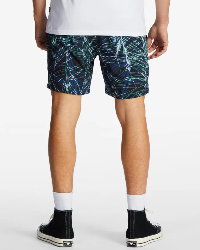 Billabong Shorts Men ADiv Surftrek Elastic Waist Shorts 17034 Space Blue Billabong Shorts Men ADiv Surftrek Elastic Waist Shorts 17034 Space Blue