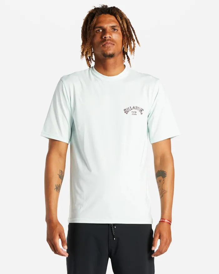 Billabong Shorts Men Arch Fill Short Sleeve UPF 50 Surf TShirt Seaglass