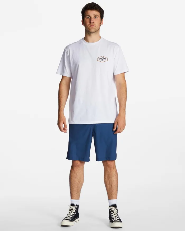 Billabong Shorts Men Surftrek Trail Technical Elasticized Shorts Space Blue Billabong Shorts Men Surftrek Trail Technical Elasticized Shorts Space Blue