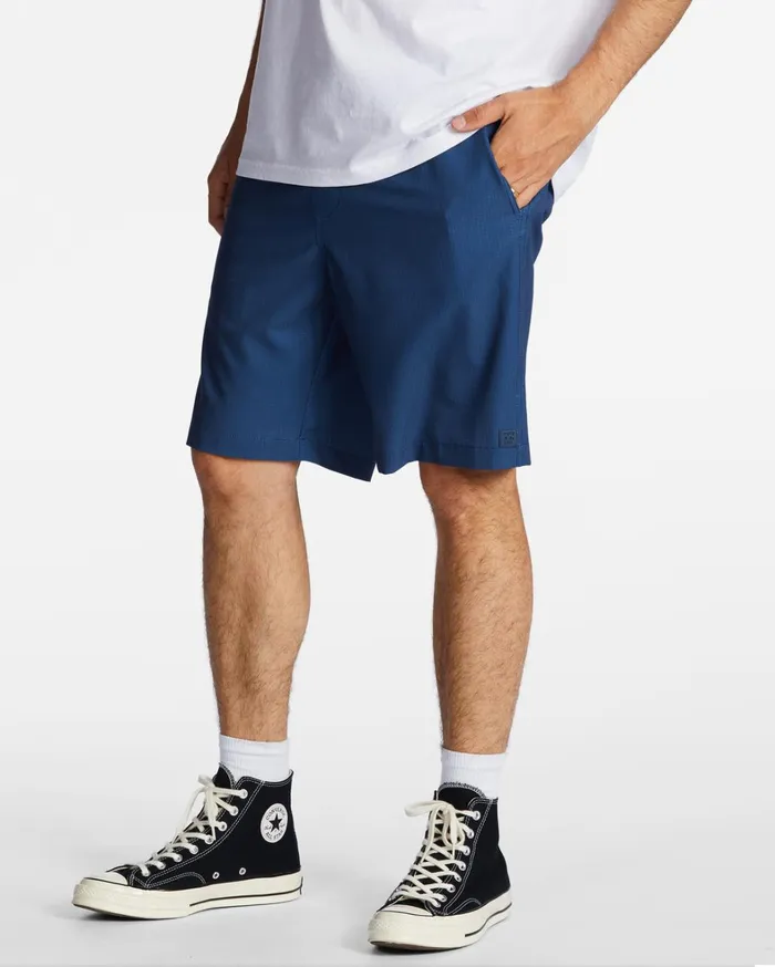 Billabong Shorts Men Surftrek Trail Technical Elasticized Shorts Space Blue Billabong Shorts Men Surftrek Trail Technical Elasticized Shorts Space Blue