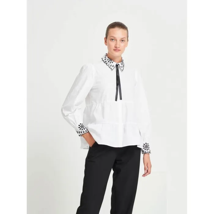Bruuns Bazaar Shirts Womens Rosie Etine Shirt White