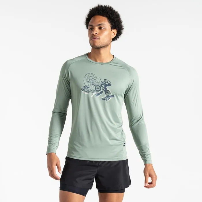 Dare 2b Graphic TShirts Tech Long Sleeved TShirt Lilypad Green 8211 Men