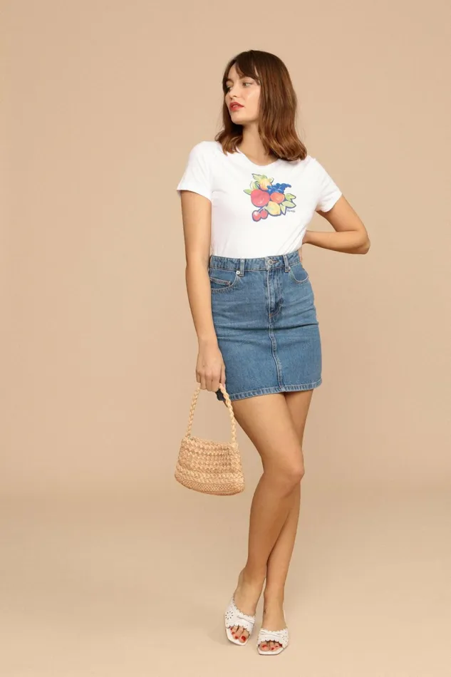 ERNEST Tshirt Blanc Fruit Women Rouje Tshirts and Tank Tops