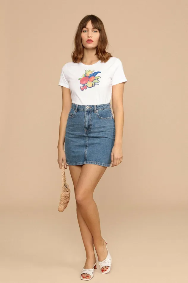 ERNEST Tshirt Blanc Fruit Women Rouje Tshirts and Tank Tops