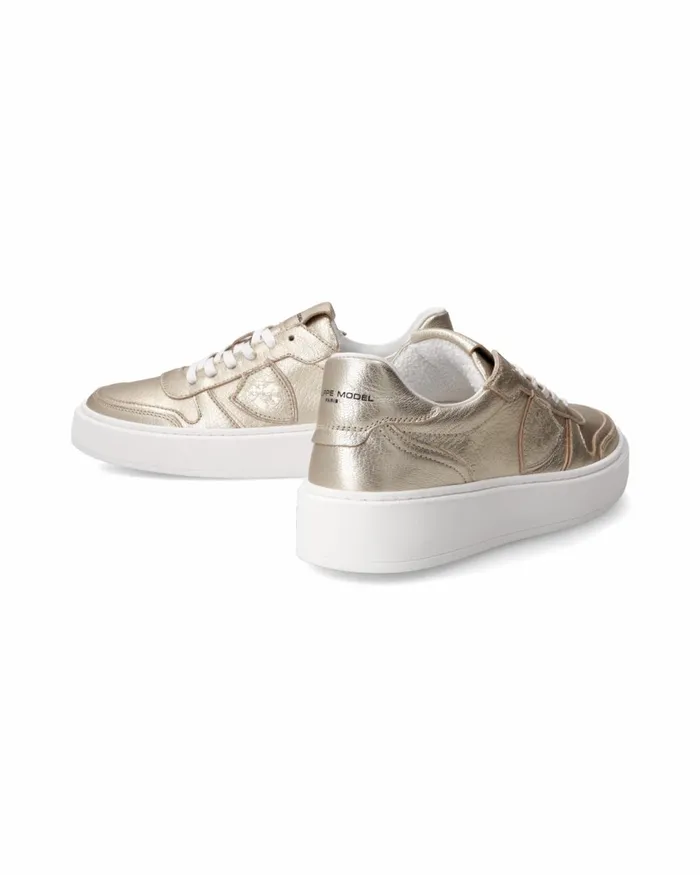 Kids Sneakers Nice Tennis Junior Gold JUNIOR Philippe Model Paris Kids Junior 2840 Kids Sneakers Nice Tennis Junior Gold JUNIOR Philippe Model Paris Kids Junior 2840