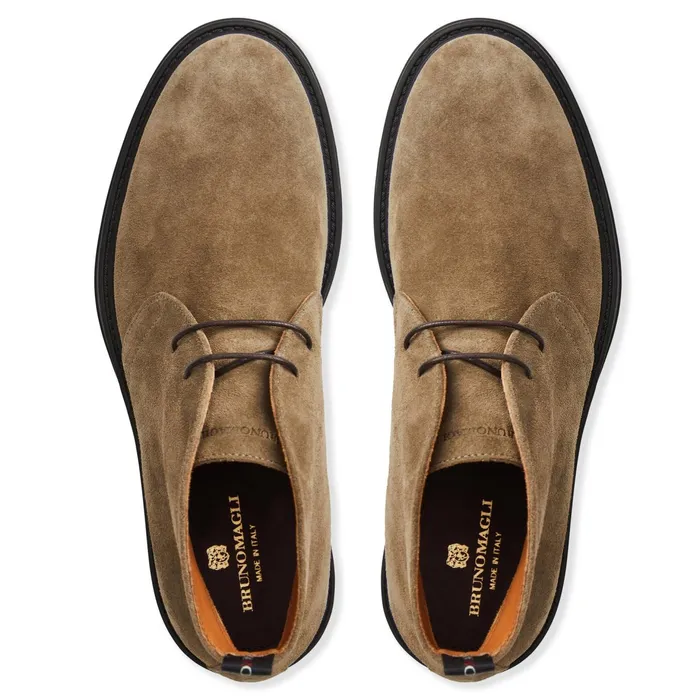 Men Bruno Magli Boots Taddeo Classic Chukka Suede BootTaupe