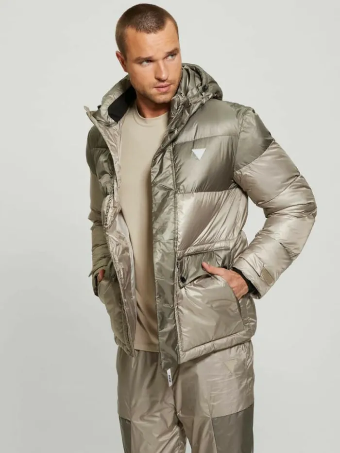 Men GUESS Jackets and Coats Wilfred Hooded Long Puffer Jacket Pasadena With Green Block Men GUESS Jackets and Coats Wilfred Hooded Long Puffer Jacket Pasadena With Green Block