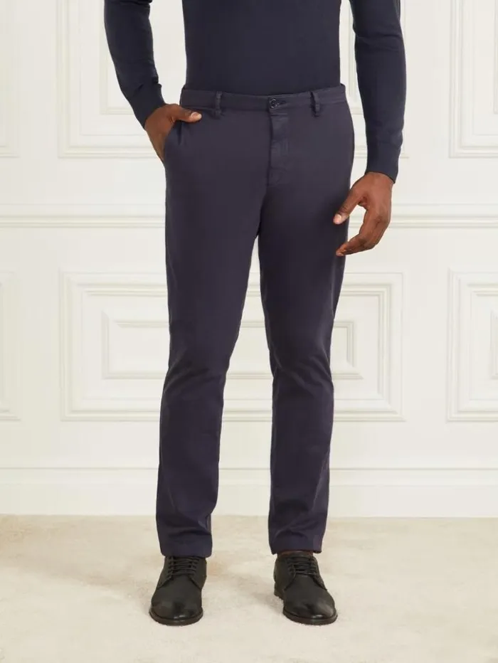 Men GUESS Pants and Shorts Eco Hugh Easy Chino Pant Bleu lgant