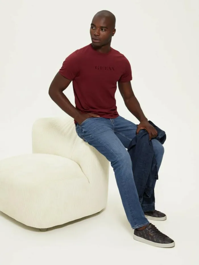 Men GUESS TShirts and Tanks Embroidered Logo Tee Vino