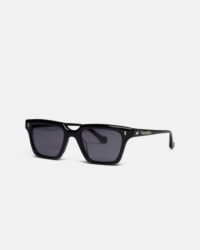 Nanushka Eyewear WomenMen Cadao BioPlastic Angular Sunglasses Black