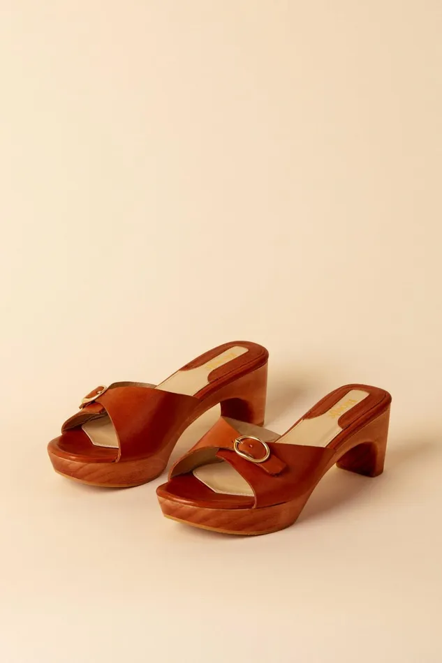PIERETTE Mules Brown Women Rouje Shoes