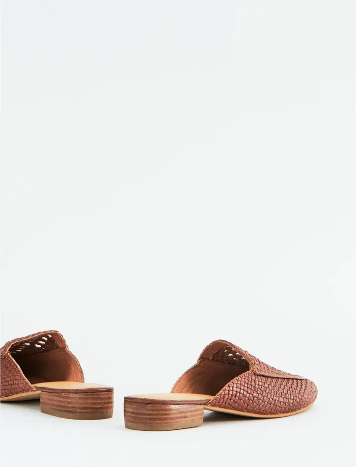 Shoes Women Lucky Brand Salt Umber Positano Leather Flat Slides Dark Brown