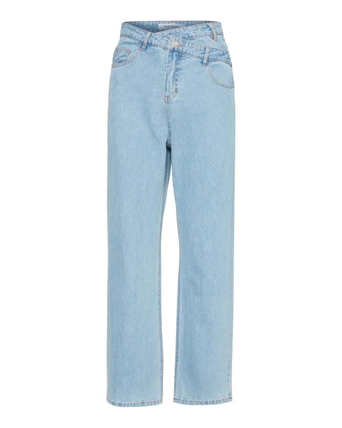 Steve Madden Asymmetrical Boyfriend Jean Denim Fabric Womens Bottoms Steve Madden Asymmetrical Boyfriend Jean Denim Fabric Womens Bottoms