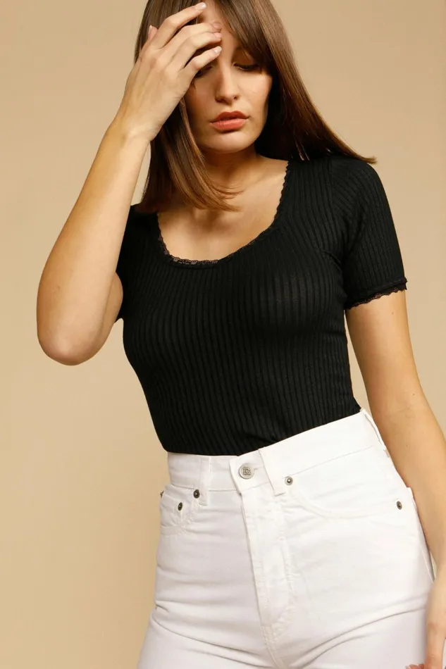 TShirt GIUIA Black Women Rouje Tshirts and Tank Tops
