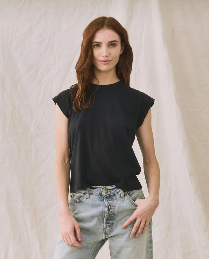 Tees and Sweats The Great The Peak Shoulder Tee Almost Black