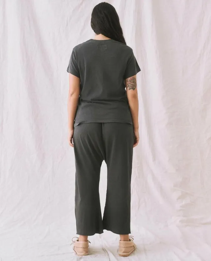 Tees and Sweats The Great The Slim Tee Washed Black