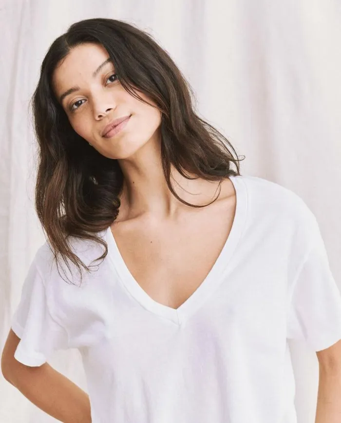 Tees and Sweats The Great The VNeck Tee True White
