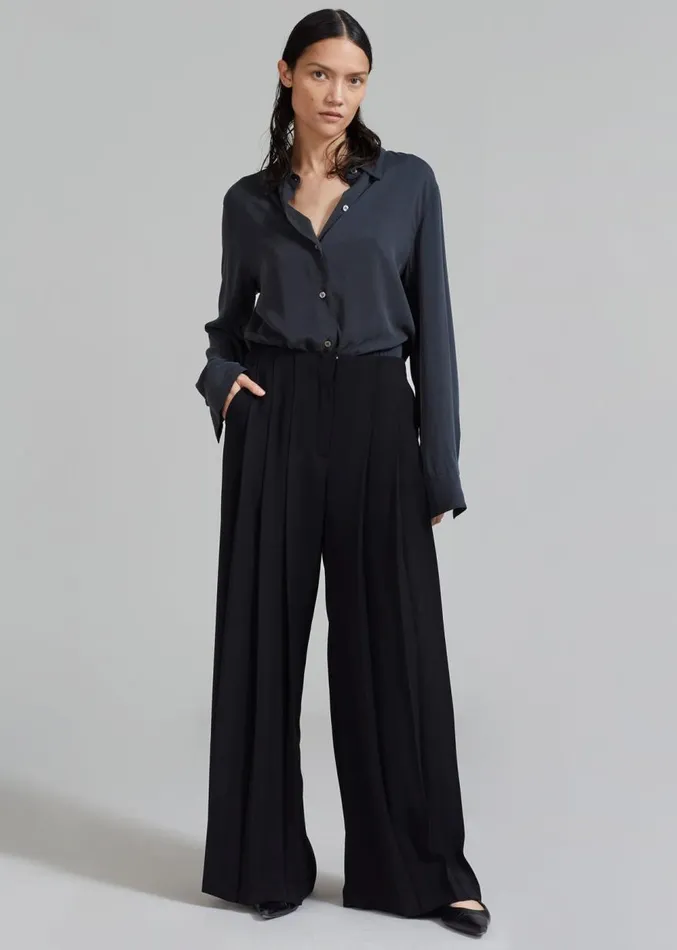 The Frankie Shop Dillon Pleated Pants 8211 Black Women Clothing