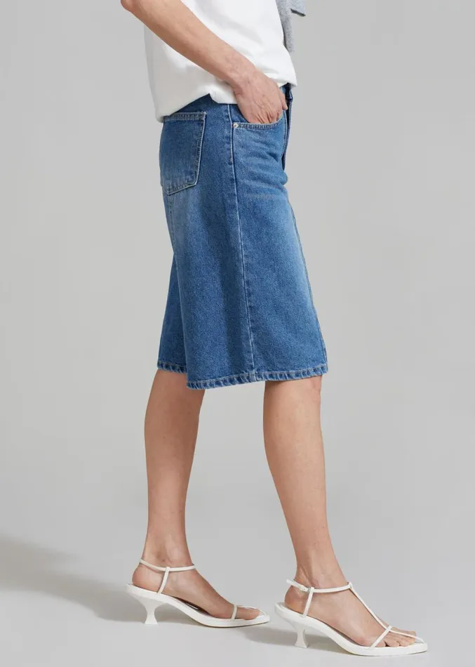 The Frankie Shop Elia Denim Bermuda Shorts 8211 Medium Wash Women Bottoms