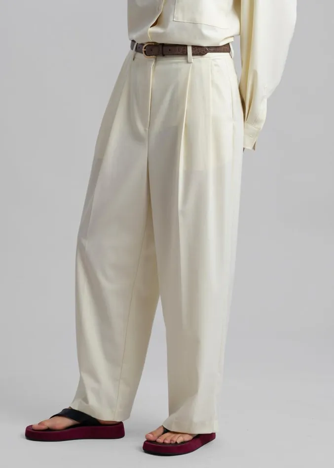 The Frankie Shop Jour Pleated Pants 8211 Cream Women Clothing