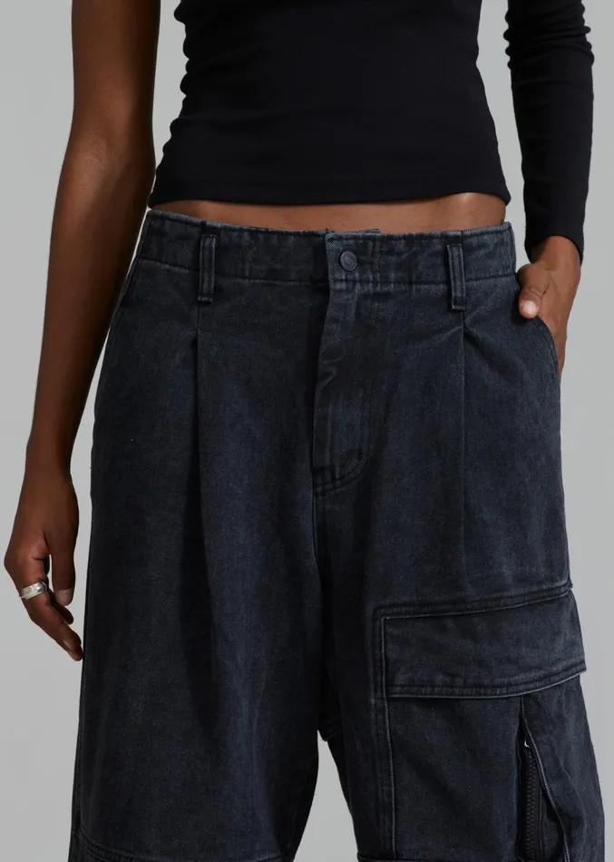 The Frankie Shop Lenny Cargo Jeans 8211 Black Washed MenWomen Bottoms