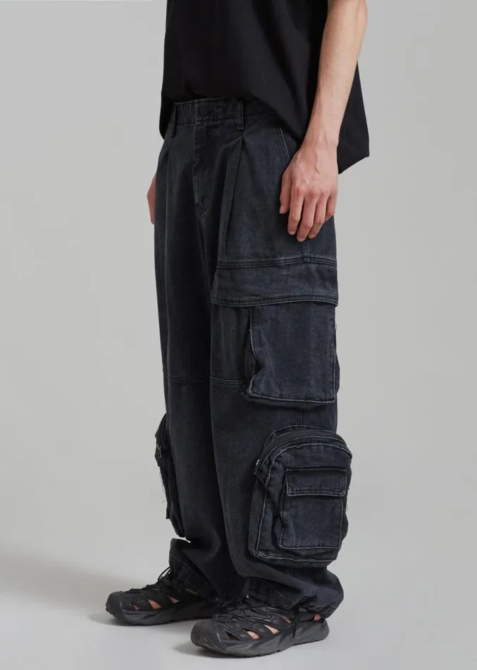 The Frankie Shop Lenny Cargo Jeans 8211 Black Washed MenWomen Bottoms