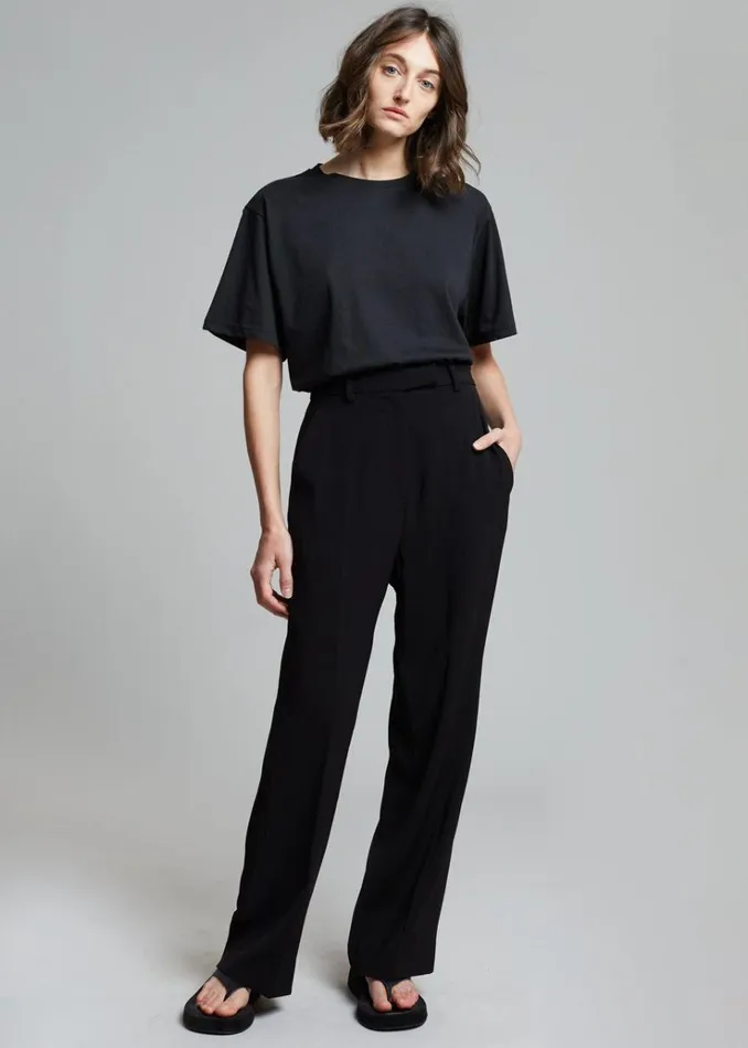 The Frankie Shop Lilou Simple Tee 8211 Black Women Clothing