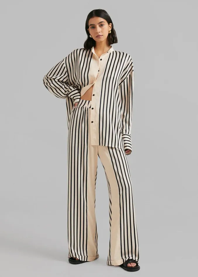 The Frankie Shop Solaqua The Resort Pants 8211 BlackOff White Women Clothing