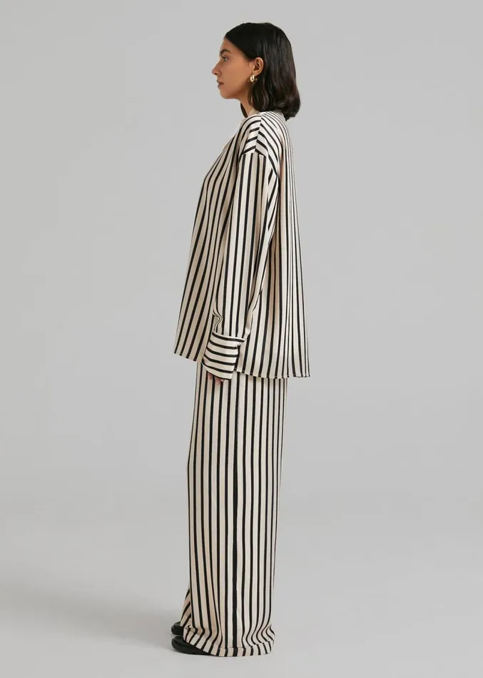The Frankie Shop Solaqua The Resort Pants 8211 BlackOff White Women Clothing