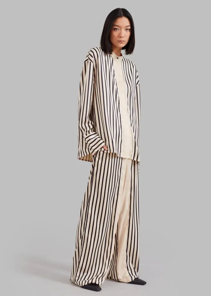The Frankie Shop Solaqua The Resort Pants 8211 BlackOff White Women Clothing
