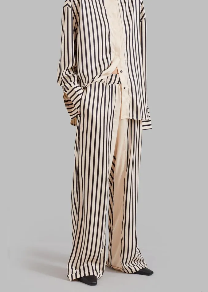 The Frankie Shop Solaqua The Resort Pants 8211 BlackOff White Women Clothing