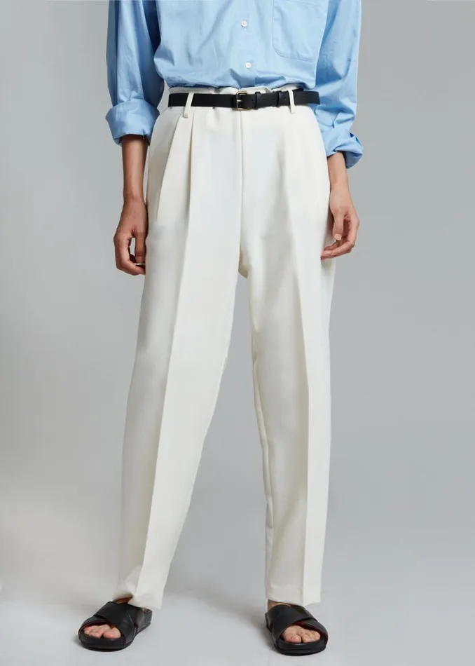 The Frankie Shop Svea Tapered Trousers 8211 Vanilla Women Bottoms
