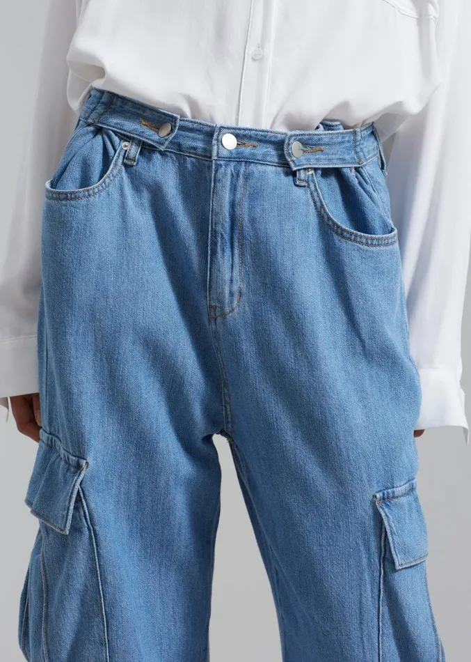 The Frankie Shop Tatum Cargo Jeans 8211 Medium Wash Women Denim