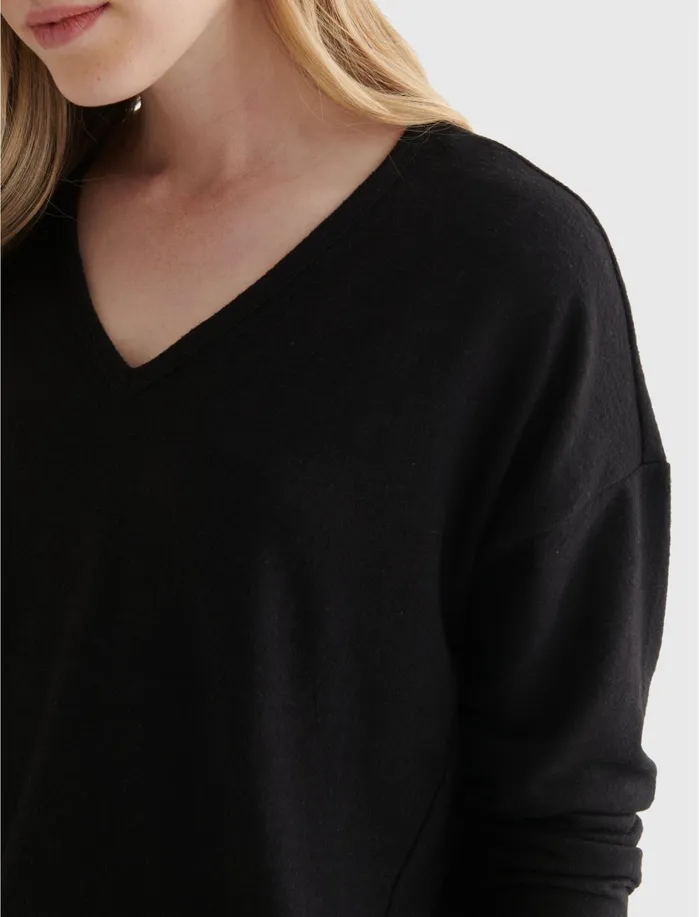 Tops Women Lucky Brand Hacci VNeck Top Jet Black