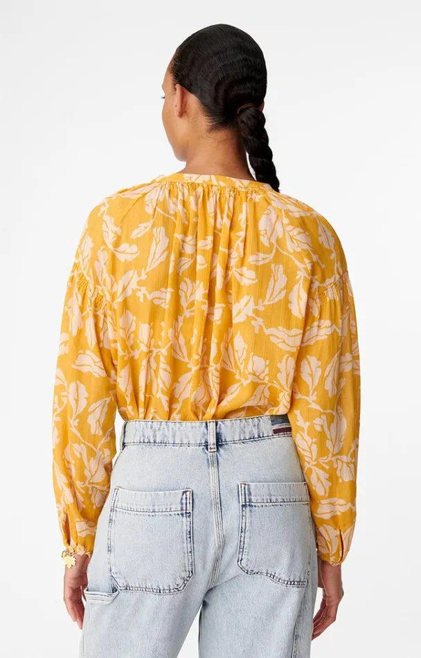 Vanessa Bruno Shirts and Tops Women Nipoa Blouse Jaune D039or Vanessa Bruno Shirts and Tops Women Nipoa Blouse Jaune D039or