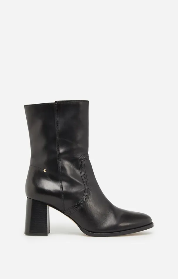 Vanessa Bruno Shoes Women Ankle Boots In Smooth Leather Noir