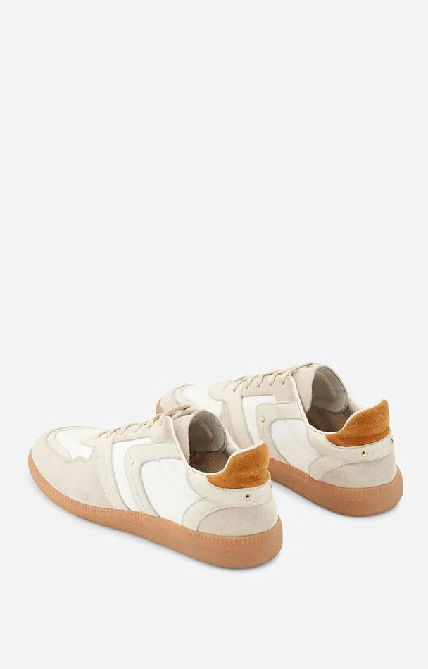 Vanessa Bruno Shoes Women Farrah Low Top Sneakers In Leather Craie