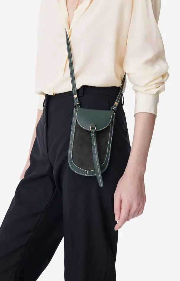 Vanessa Bruno Small Leather Goods Women Lou Phone Pouch Vert Sapin Vanessa Bruno Small Leather Goods Women Lou Phone Pouch Vert Sapin