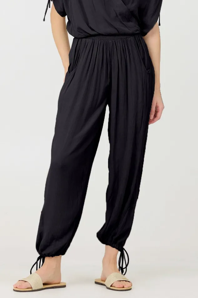 Vintage Havana All Bottoms Women Black Rayon Crinkle Bottom Pants Black