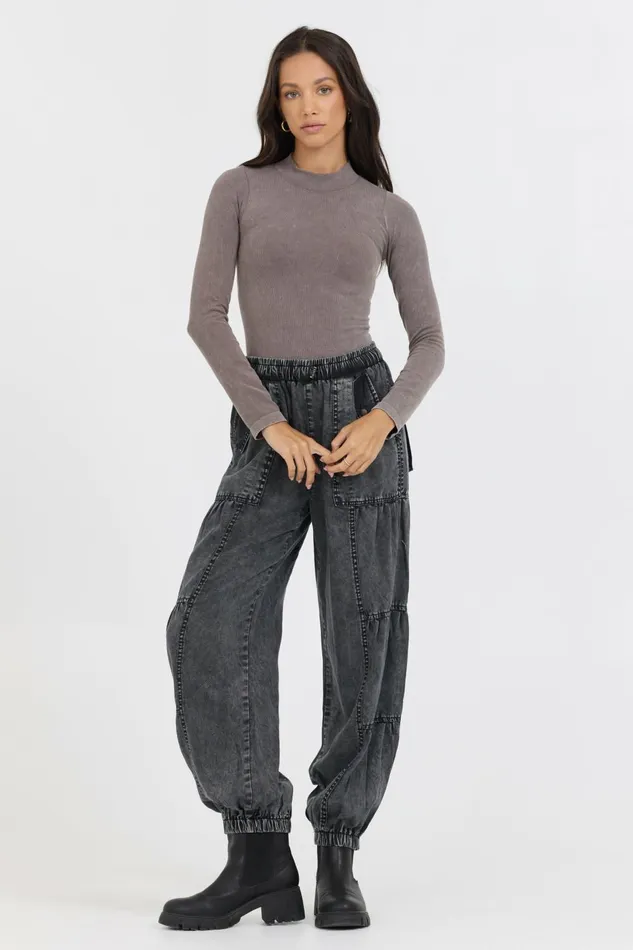 Vintage Havana Tees Women Washed Taupe Seamless Mock Neck Top Washed Taupe Vintage Havana Tees Women Washed Taupe Seamless Mock Neck Top Washed Taupe