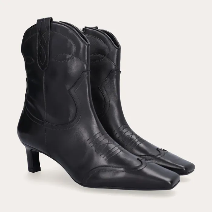 Women A7515 Billi Bi Booties