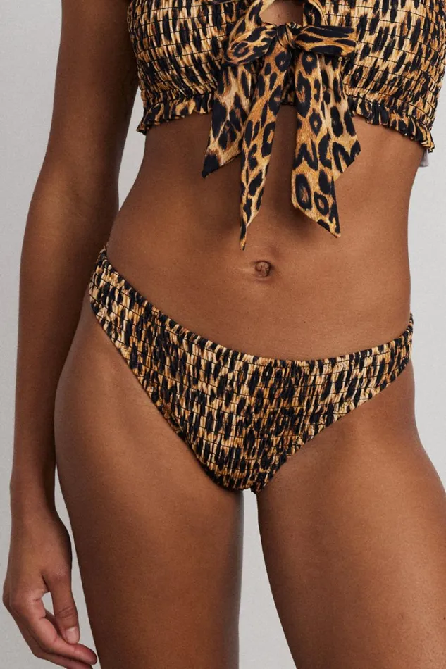 Women Bottoms Damson Madder Classic Shirred Bikini Bottom 8211 Leopard